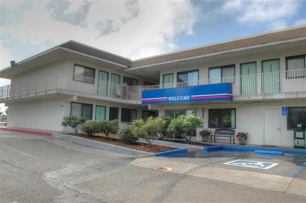 Motel 6-Springfield, Or - Eugene North Zewnętrze zdjęcie