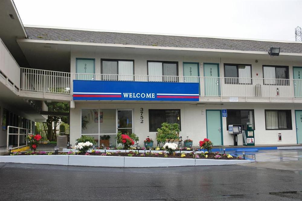 Motel 6-Springfield, Or - Eugene North Zewnętrze zdjęcie